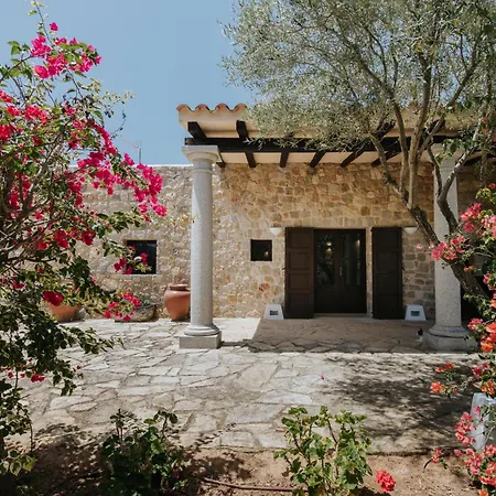 Bed & Breakfast & Paissa D'en Bernat Cala Tarida (Ibiza)